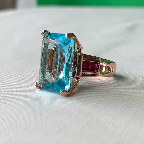 Braydini Jewelry - 💍 Large Aquamarine Blue Ring Size 8